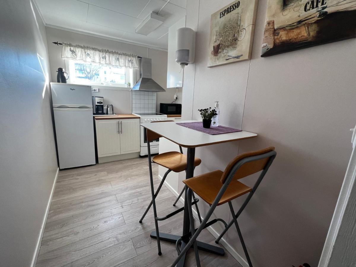 Midnattsol Rom Og Hytter Bleik Exterior foto