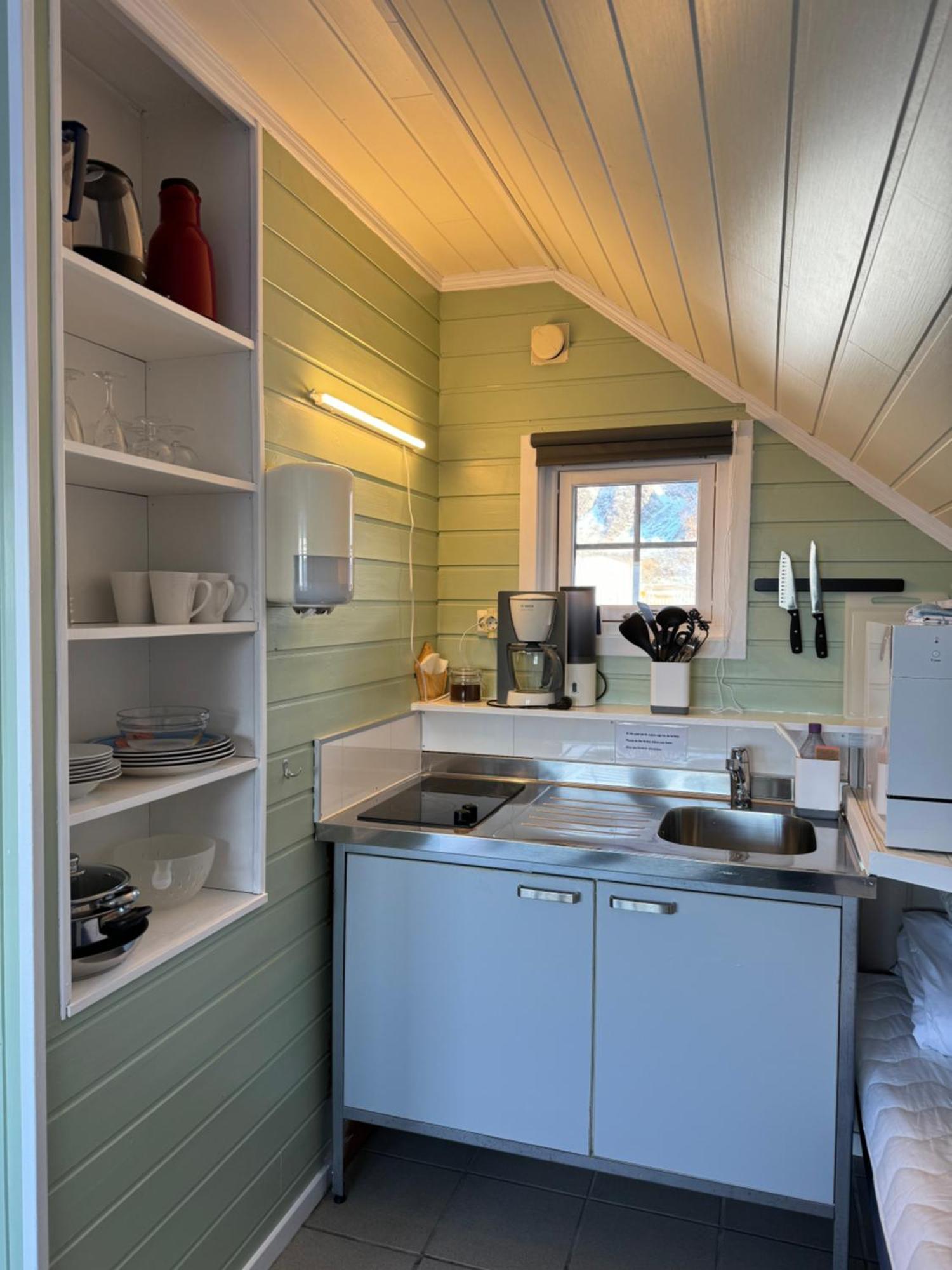 Midnattsol Rom Og Hytter Bleik Exterior foto