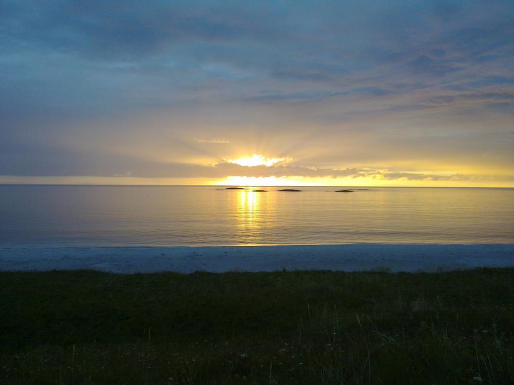Midnattsol Rom Og Hytter Bleik Exterior foto